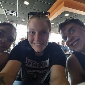 Meet your Posher, Melisa